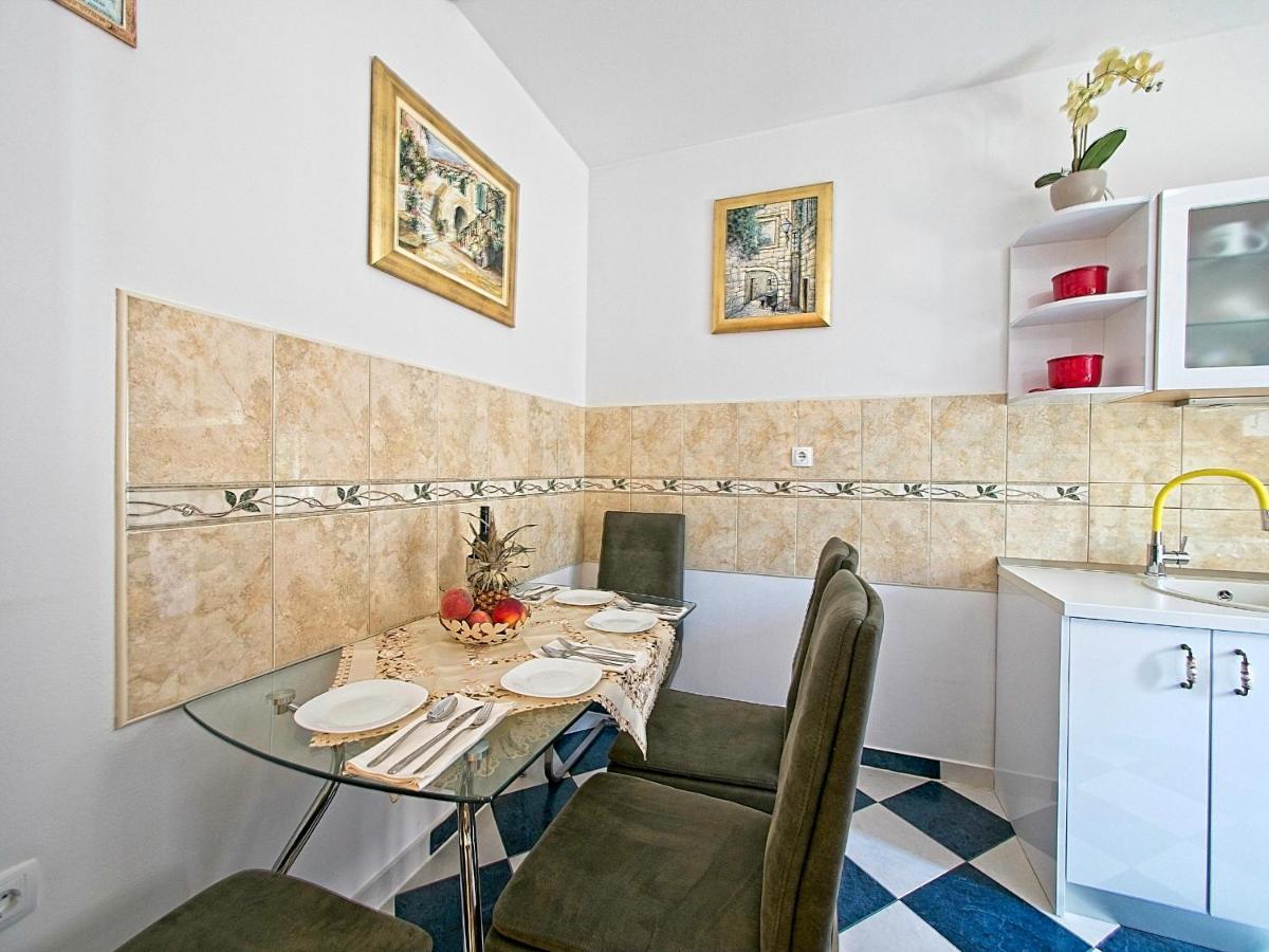 Nina Apartment สปลิท ภายนอก รูปภาพ