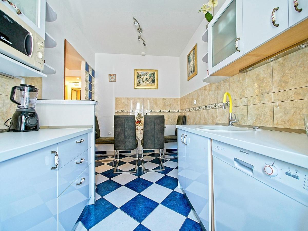 Nina Apartment สปลิท ภายนอก รูปภาพ