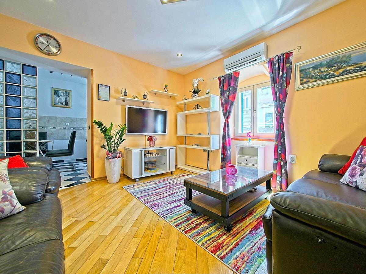 Nina Apartment สปลิท ภายนอก รูปภาพ