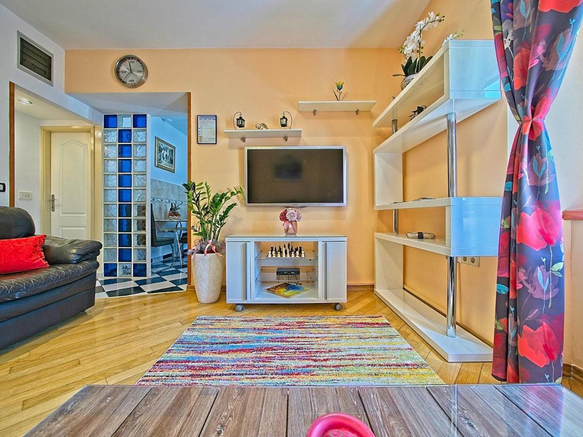 Nina Apartment สปลิท ภายนอก รูปภาพ