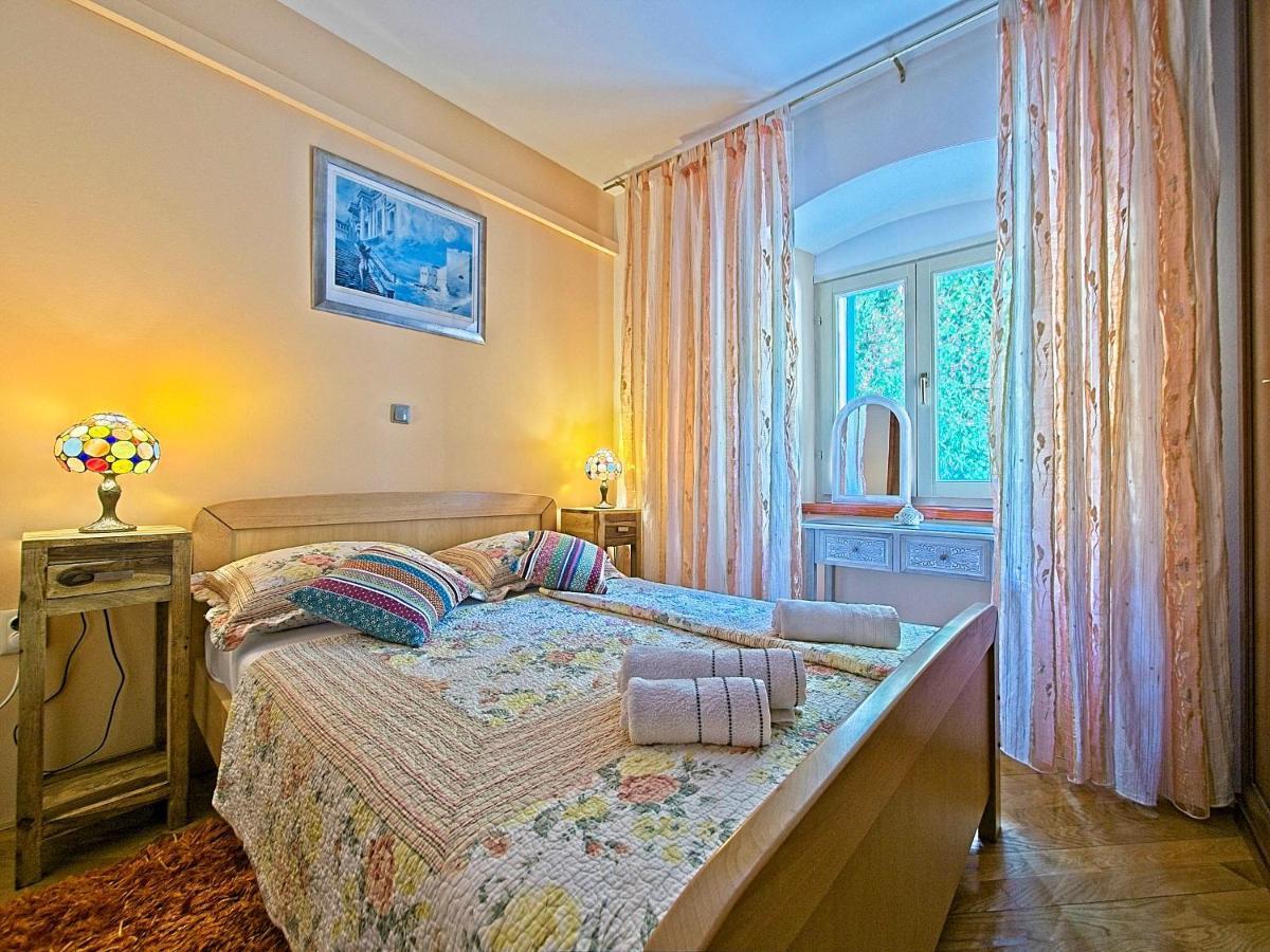 Nina Apartment สปลิท ภายนอก รูปภาพ